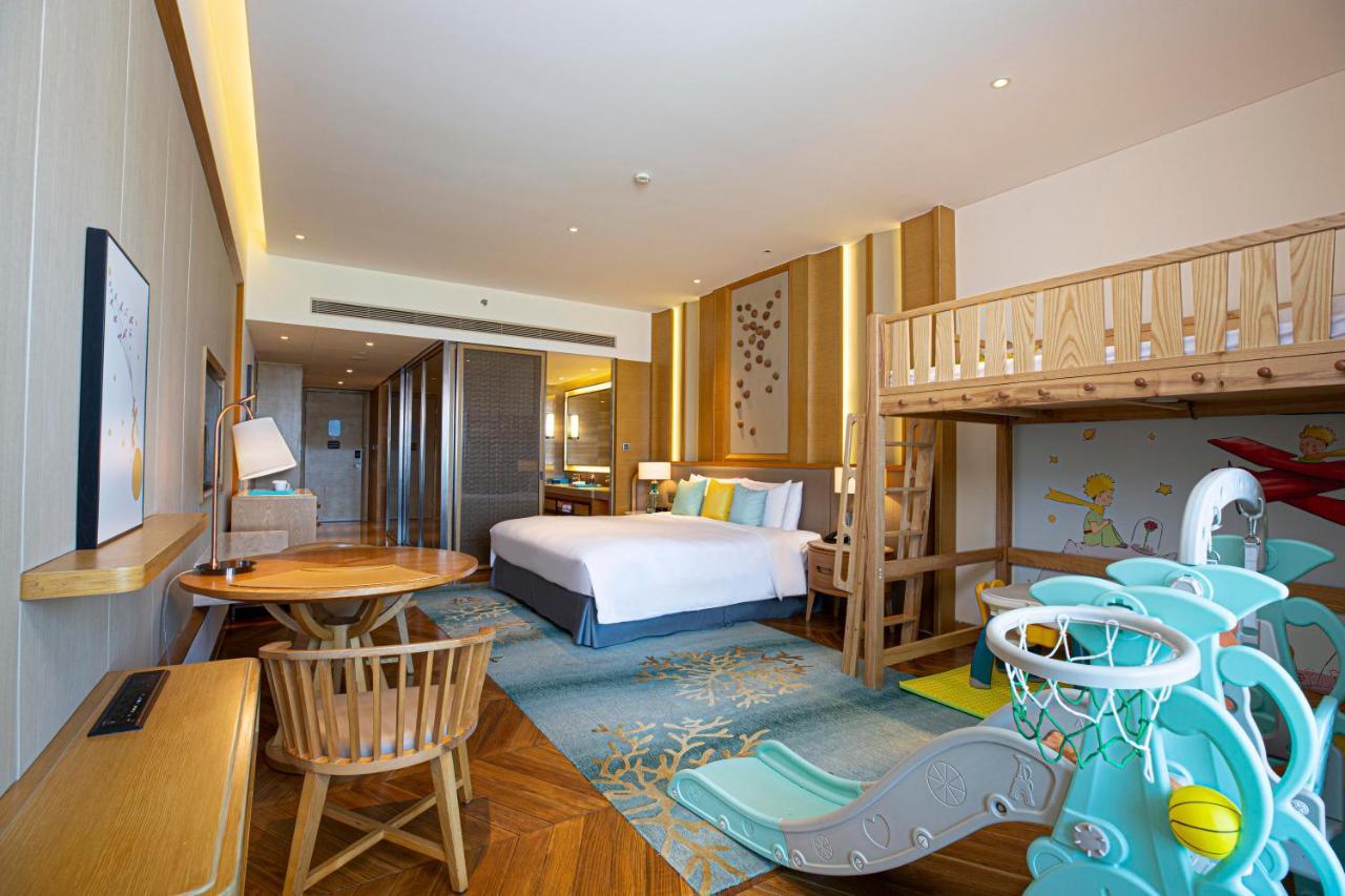 Sofitel Leeman Отель Санья