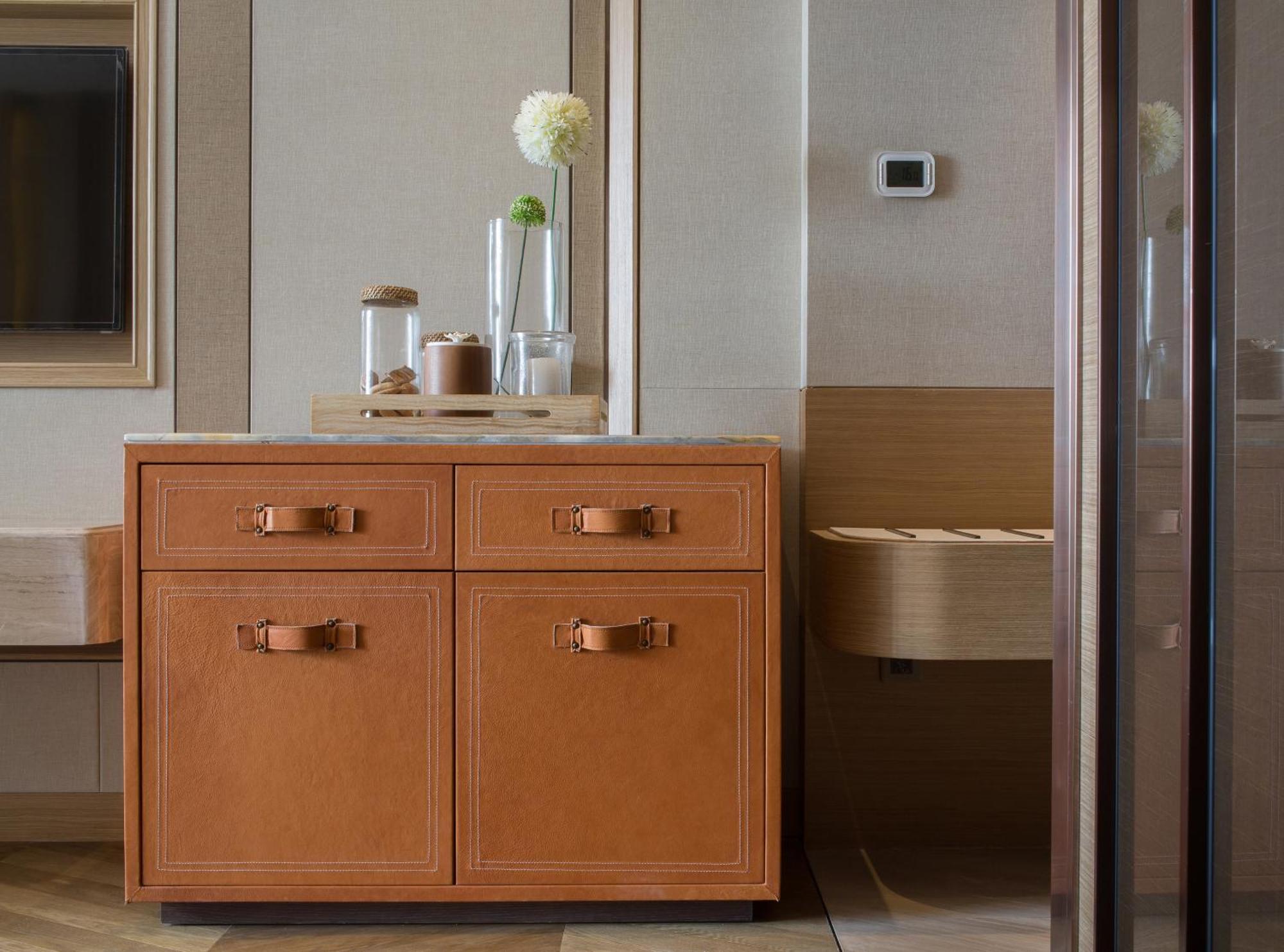 Отель Sofitel Leeman 5*